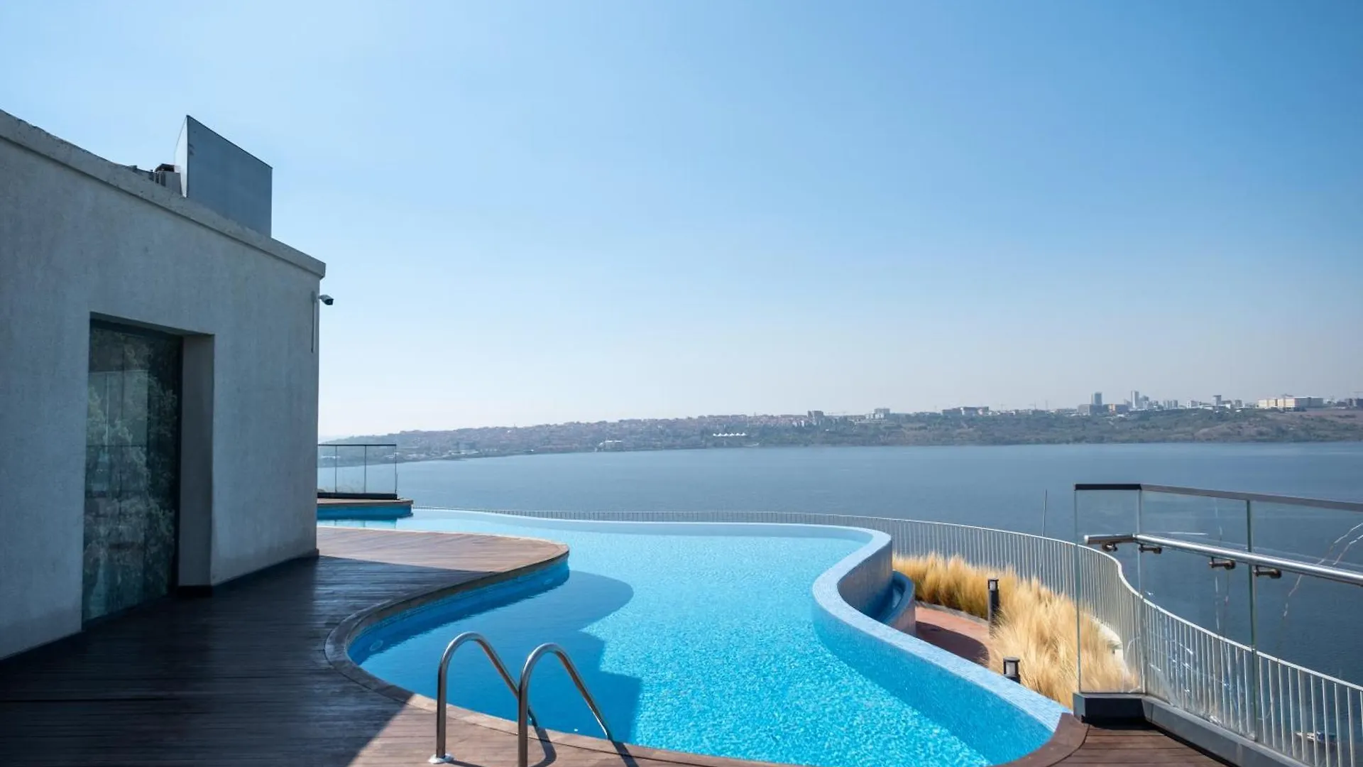 Golden Stones House Garden And Lake View Istanbul 0*,  Turkey