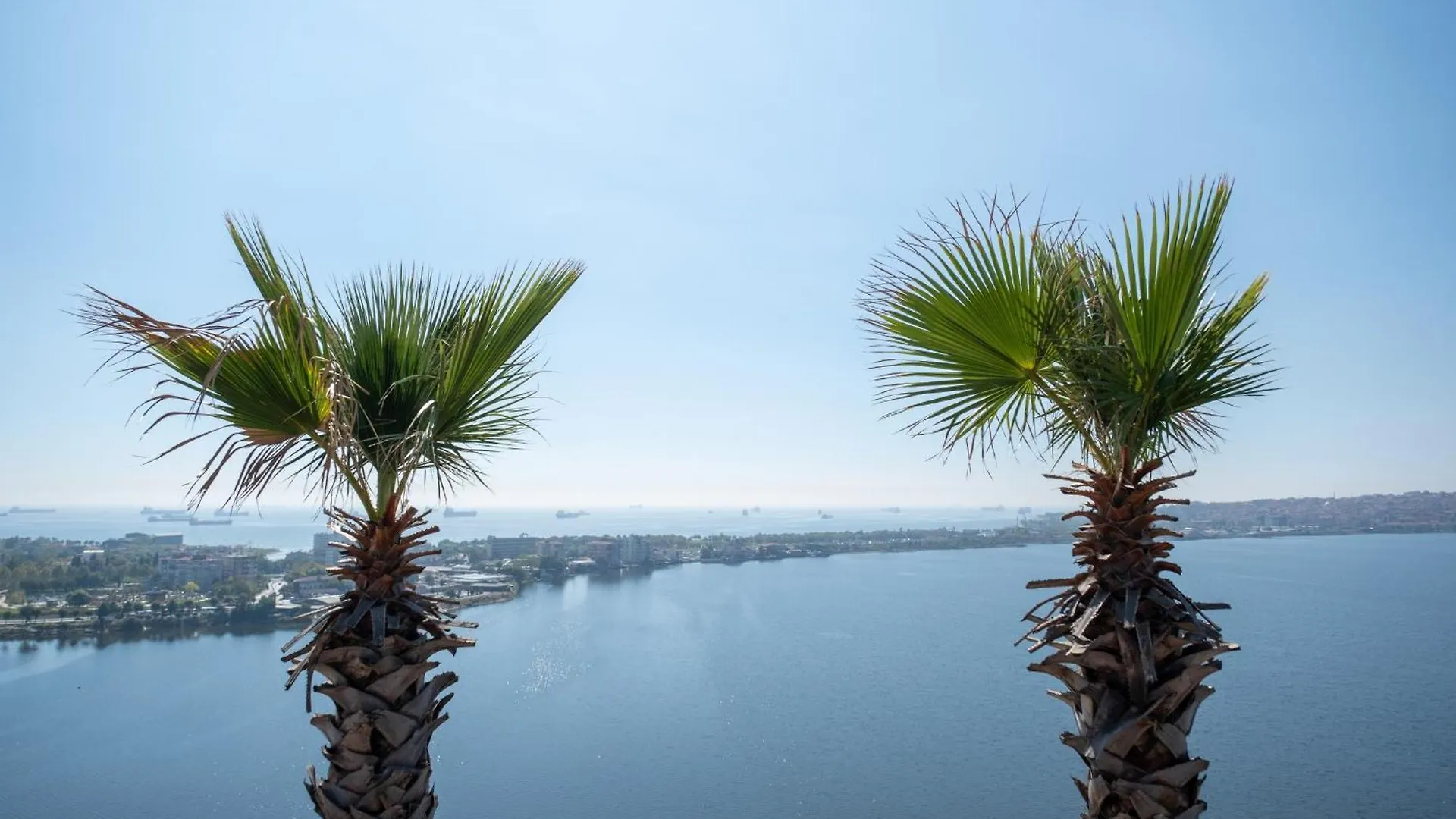 Apartment Golden Stones House Garden And Lake View Istanbul